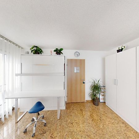 Ueber Den Daecher Von Chur Appartement Buitenkant foto